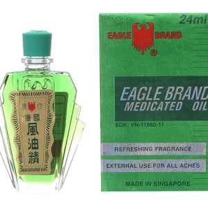 Dầu gió xanh Con Ó Eagle Brand Singapore (24ml)