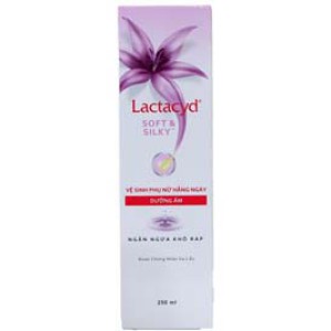 Dung dịch vệ sinh phụ nữ Lactacyd Soft & Silky (250ml)