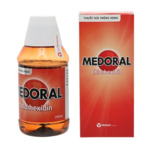 Thuốc súc miệng sát khuẩn vùng họng Medoral (250ml)