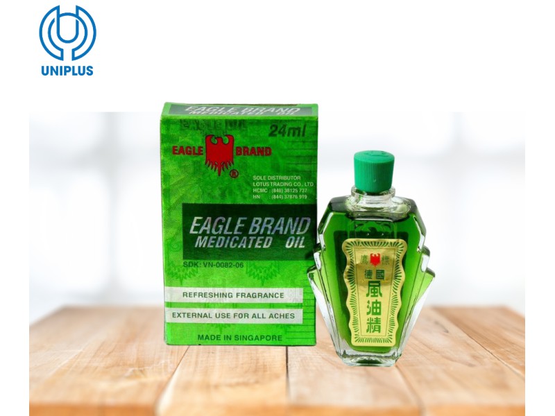 Dầu gió xanh Con Ó Eagle Brand Medicated Oil  24ml 